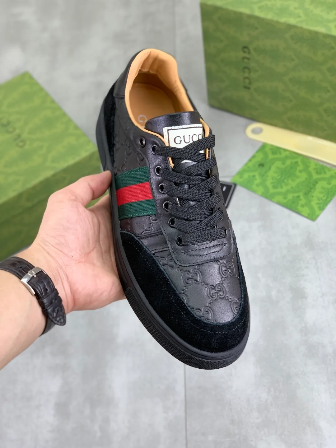 Men's shoes 💰P420 💰[New style]🆘 The latest model from Gucci GUCCI official website🎁Classic casual and fashionable men's shoes👟Best model💥The style is simple and elegant, exclusive for trendy men. Unique official website latest brand elements👑Gucci original decoration, fashionable and generous, original soft calfskin fabric➕Comfortable soft first-layer pigskin lining ✅The official website specifies the wear-resistant casual outsole, the classic model is taken in kind🎬Color: 4️⃣colors available😍Number: 38-44